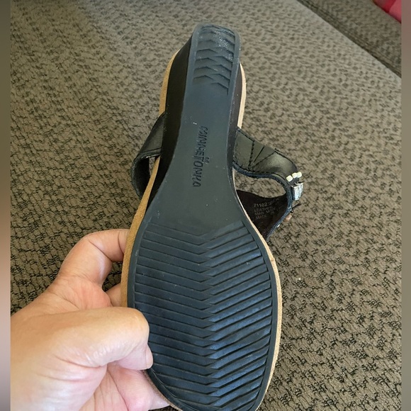 MINNIETONKA BEADED SANDALS WOMENS 6 TAN LEATHER SILVER, TAN, black Beads - Picture 3 of 6